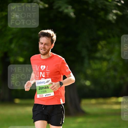 25.08.2024 - 20. Blankeneser Heldenlauf Dr. Thomas Lammeyer http://msf.ph/oto/6810006 25.08.2024 10:32:11 Laufen 1106 meine-sportfotos.de