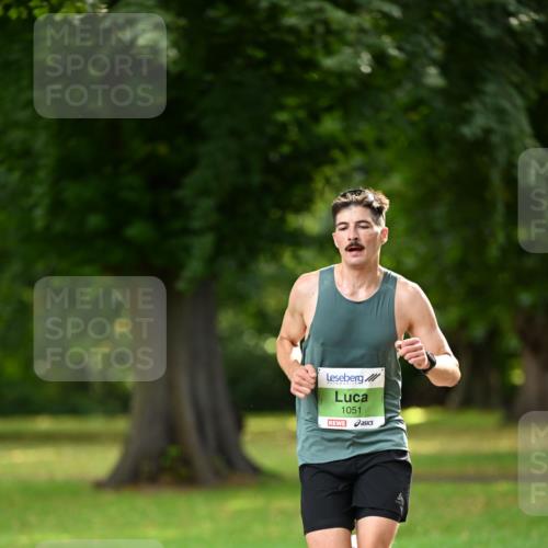 25.08.2024 - 20. Blankeneser Heldenlauf Dr. Thomas Lammeyer http://msf.ph/oto/6810032 25.08.2024 10:32:18 Laufen 1051 meine-sportfotos.de