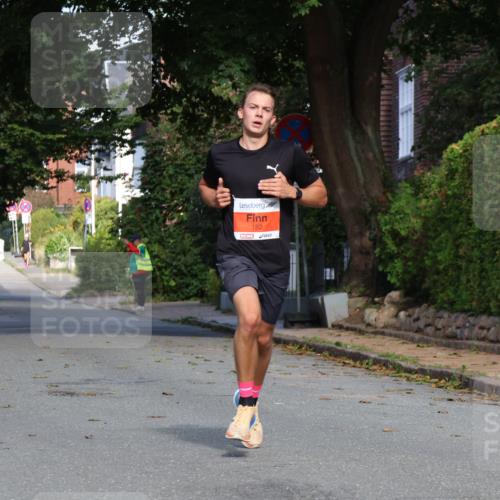 25.08.2024 - 20. Blankeneser Heldenlauf Strokosch-Dieckow http://msf.ph/oto/6813889 25.08.2024 09:32:54 Ziel 182 meine-sportfotos.de