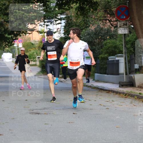 25.08.2024 - 20. Blankeneser Heldenlauf Strokosch-Dieckow http://msf.ph/oto/6813921 25.08.2024 09:34:09 Ziel 158, 235, 270 meine-sportfotos.de