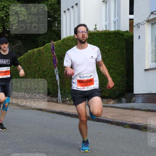 25.08.2024 - 20. Blankeneser Heldenlauf Strokosch-Dieckow http://msf.ph/oto/6813945 25.08.2024 09:34:12 Ziel 158, 235, 270 meine-sportfotos.de