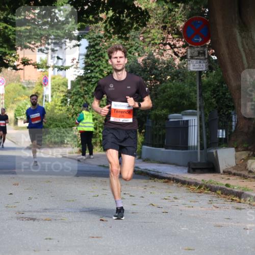 25.08.2024 - 20. Blankeneser Heldenlauf Strokosch-Dieckow http://msf.ph/oto/6814069 25.08.2024 09:35:45 Ziel 174, 236 meine-sportfotos.de