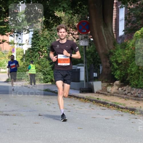 25.08.2024 - 20. Blankeneser Heldenlauf Strokosch-Dieckow http://msf.ph/oto/6814073 25.08.2024 09:35:45 Ziel 174, 236 meine-sportfotos.de