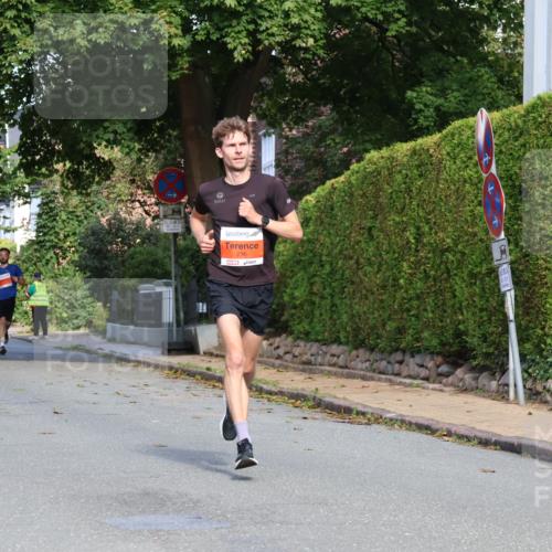 25.08.2024 - 20. Blankeneser Heldenlauf Strokosch-Dieckow http://msf.ph/oto/6814081 25.08.2024 09:35:47 Ziel 174, 236 meine-sportfotos.de