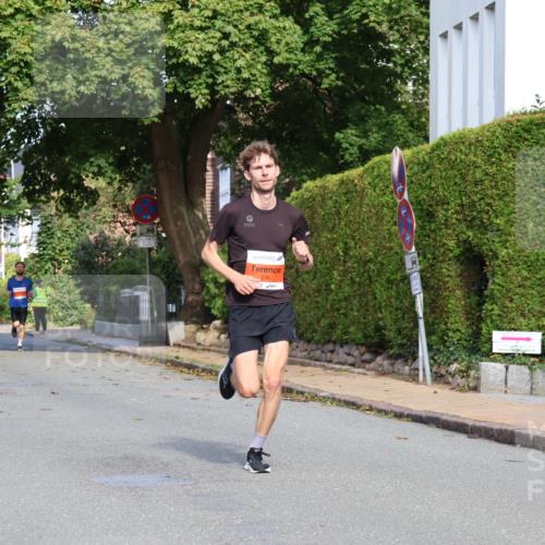 25.08.2024 - 20. Blankeneser Heldenlauf Strokosch-Dieckow http://msf.ph/oto/6814085 25.08.2024 09:35:47 Ziel 174, 236 meine-sportfotos.de