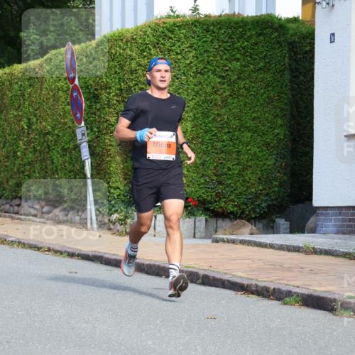 25.08.2024 - 20. Blankeneser Heldenlauf Strokosch-Dieckow http://msf.ph/oto/6814178 25.08.2024 09:36:06 Ziel 214, 215 meine-sportfotos.de