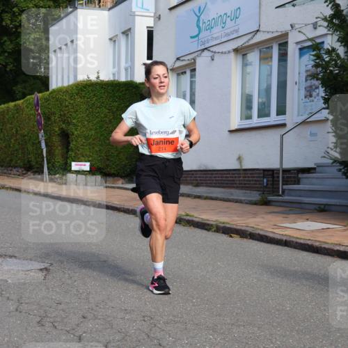 25.08.2024 - 20. Blankeneser Heldenlauf Strokosch-Dieckow http://msf.ph/oto/6814205 25.08.2024 09:36:09 Ziel 214, 215 meine-sportfotos.de