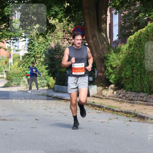 25.08.2024 - 20. Blankeneser Heldenlauf Strokosch-Dieckow http://msf.ph/oto/6814223 25.08.2024 09:36:19 Ziel 151 meine-sportfotos.de