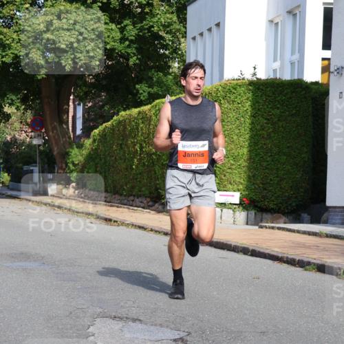 25.08.2024 - 20. Blankeneser Heldenlauf Strokosch-Dieckow http://msf.ph/oto/6814235 25.08.2024 09:36:21 Ziel 151 meine-sportfotos.de