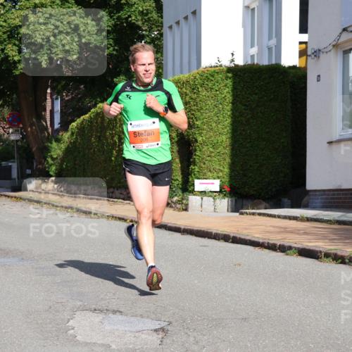 25.08.2024 - 20. Blankeneser Heldenlauf Strokosch-Dieckow http://msf.ph/oto/6814455 25.08.2024 09:37:58 Ziel 205, 209, 242 meine-sportfotos.de