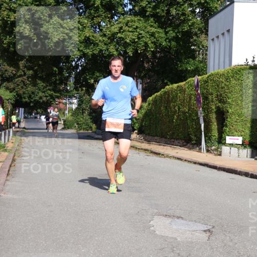25.08.2024 - 20. Blankeneser Heldenlauf Strokosch-Dieckow http://msf.ph/oto/6814568 25.08.2024 09:39:11 Ziel 126, 145, 265 meine-sportfotos.de