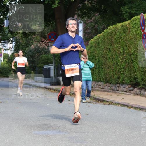 25.08.2024 - 20. Blankeneser Heldenlauf Strokosch-Dieckow http://msf.ph/oto/6814654 25.08.2024 09:39:21 Ziel 156, 265 meine-sportfotos.de