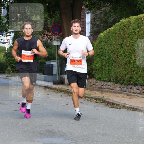 25.08.2024 - 20. Blankeneser Heldenlauf Strokosch-Dieckow http://msf.ph/oto/6814750 25.08.2024 09:39:58 Ziel 220, 221, 233 meine-sportfotos.de