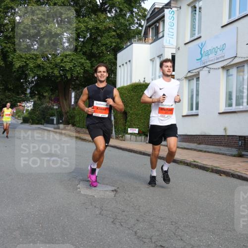 25.08.2024 - 20. Blankeneser Heldenlauf Strokosch-Dieckow http://msf.ph/oto/6814769 25.08.2024 09:40:01 Ziel 220, 221, 233 meine-sportfotos.de