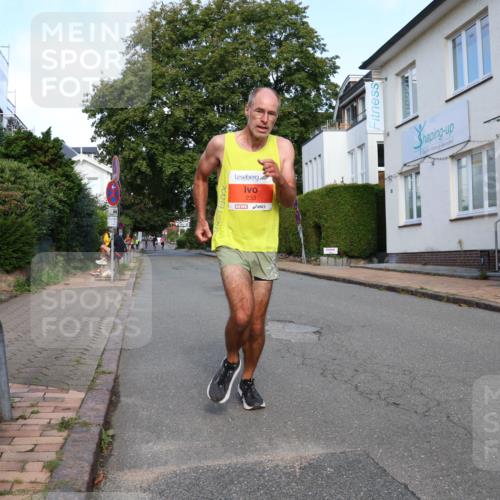25.08.2024 - 20. Blankeneser Heldenlauf Strokosch-Dieckow http://msf.ph/oto/6814810 25.08.2024 09:40:06 Ziel 140, 198, 233 meine-sportfotos.de