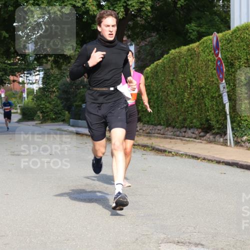 25.08.2024 - 20. Blankeneser Heldenlauf Strokosch-Dieckow http://msf.ph/oto/6814848 25.08.2024 09:40:16 Ziel 140, 198, 262 meine-sportfotos.de