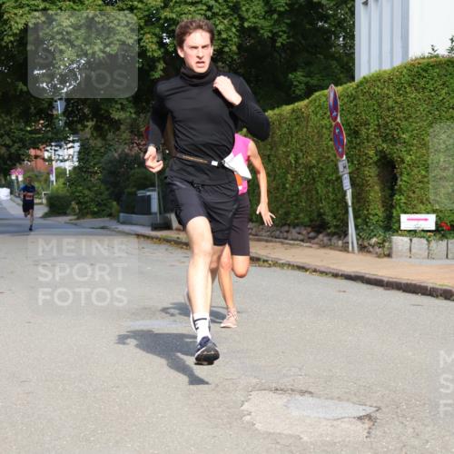 25.08.2024 - 20. Blankeneser Heldenlauf Strokosch-Dieckow http://msf.ph/oto/6814851 25.08.2024 09:40:17 Ziel 140, 198, 262 meine-sportfotos.de