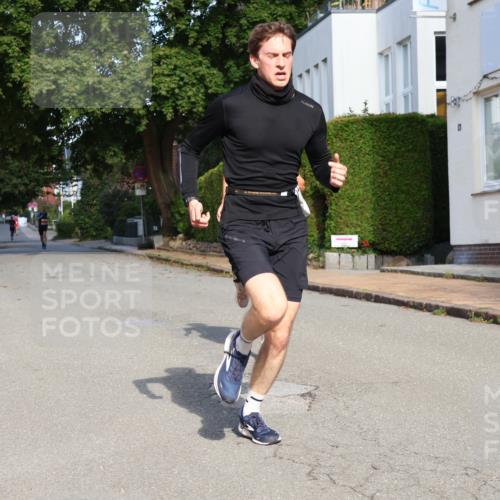 25.08.2024 - 20. Blankeneser Heldenlauf Strokosch-Dieckow http://msf.ph/oto/6814859 25.08.2024 09:40:17 Ziel 140, 198, 262 meine-sportfotos.de