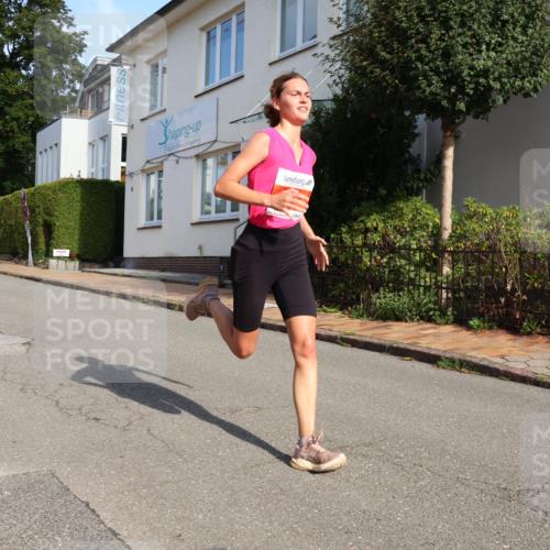 25.08.2024 - 20. Blankeneser Heldenlauf Strokosch-Dieckow http://msf.ph/oto/6814874 25.08.2024 09:40:18 Ziel 140, 198, 262 meine-sportfotos.de