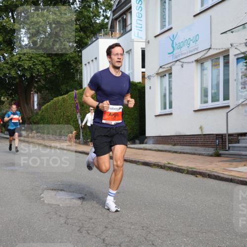 25.08.2024 - 20. Blankeneser Heldenlauf Strokosch-Dieckow http://msf.ph/oto/6814934 25.08.2024 09:40:39 Ziel 137, 152, 204, 244 meine-sportfotos.de
