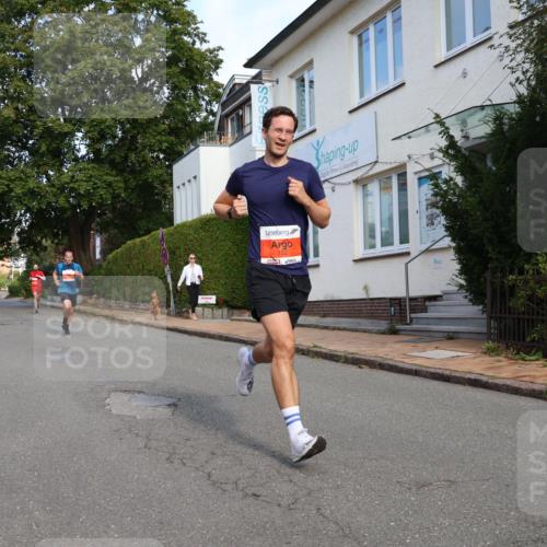 25.08.2024 - 20. Blankeneser Heldenlauf Strokosch-Dieckow http://msf.ph/oto/6814940 25.08.2024 09:40:40 Ziel 137, 152, 204, 244 meine-sportfotos.de