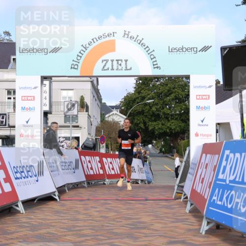 25.08.2024 - 20. Blankeneser Heldenlauf Strokosch-Dieckow http://msf.ph/oto/6815095 25.08.2024 09:33:07 Ziel 182 meine-sportfotos.de