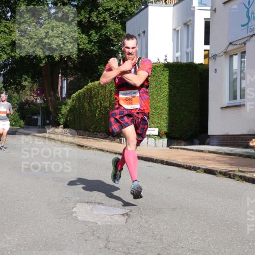 25.08.2024 - 20. Blankeneser Heldenlauf Strokosch-Dieckow http://msf.ph/oto/6815115 25.08.2024 09:41:24 Ziel 105, 148, 288 meine-sportfotos.de