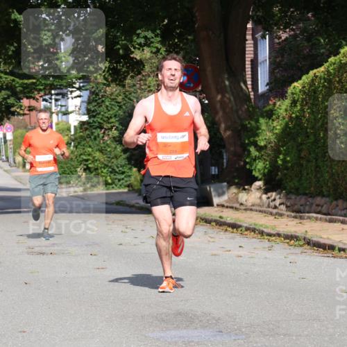 25.08.2024 - 20. Blankeneser Heldenlauf Strokosch-Dieckow http://msf.ph/oto/6815160 25.08.2024 09:41:33 Ziel 121, 288 meine-sportfotos.de