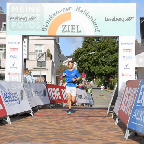 25.08.2024 - 20. Blankeneser Heldenlauf Strokosch-Dieckow http://msf.ph/oto/6815232 25.08.2024 09:34:48 Ziel 235 meine-sportfotos.de