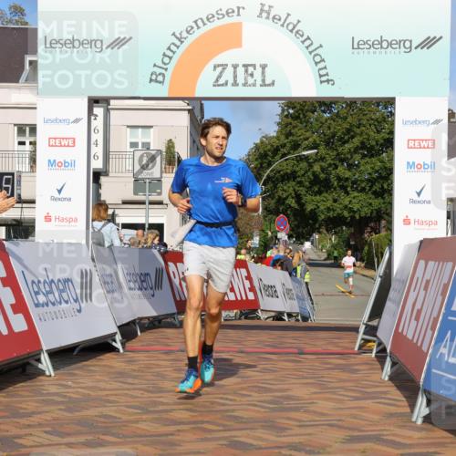 25.08.2024 - 20. Blankeneser Heldenlauf Strokosch-Dieckow http://msf.ph/oto/6815263 25.08.2024 09:34:49 Ziel 235 meine-sportfotos.de