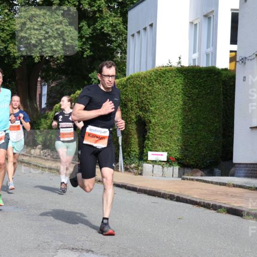25.08.2024 - 20. Blankeneser Heldenlauf Strokosch-Dieckow http://msf.ph/oto/6815364 25.08.2024 09:42:03 Ziel 110, 125, 130, 167, 175, 223, 264 meine-sportfotos.de