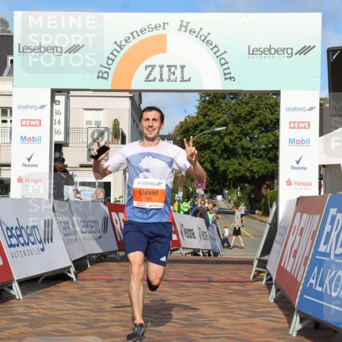 25.08.2024 - 20. Blankeneser Heldenlauf Strokosch-Dieckow http://msf.ph/oto/6815367 25.08.2024 09:35:27 Ziel 160 meine-sportfotos.de