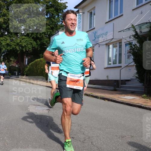 25.08.2024 - 20. Blankeneser Heldenlauf Strokosch-Dieckow http://msf.ph/oto/6815394 25.08.2024 09:42:05 Ziel 110, 125, 130, 167, 175, 223, 264 meine-sportfotos.de