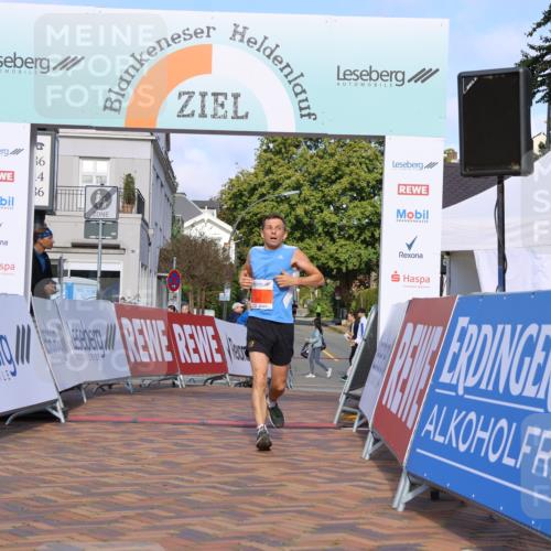25.08.2024 - 20. Blankeneser Heldenlauf Strokosch-Dieckow http://msf.ph/oto/6815396 25.08.2024 09:35:40 Ziel 291 meine-sportfotos.de