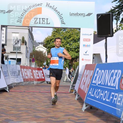 25.08.2024 - 20. Blankeneser Heldenlauf Strokosch-Dieckow http://msf.ph/oto/6815412 25.08.2024 09:35:41 Ziel 291 meine-sportfotos.de