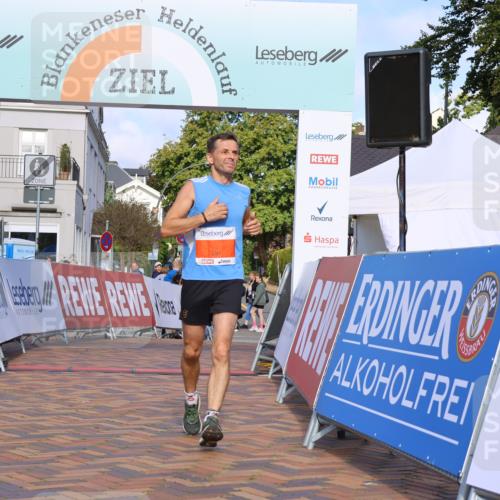 25.08.2024 - 20. Blankeneser Heldenlauf Strokosch-Dieckow http://msf.ph/oto/6815419 25.08.2024 09:35:41 Ziel 291 meine-sportfotos.de