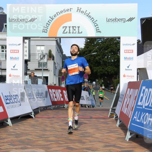 25.08.2024 - 20. Blankeneser Heldenlauf Strokosch-Dieckow http://msf.ph/oto/6815523 25.08.2024 09:36:10 Ziel 174, 236 meine-sportfotos.de