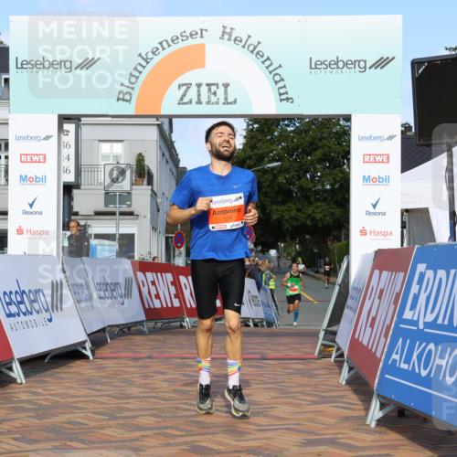25.08.2024 - 20. Blankeneser Heldenlauf Strokosch-Dieckow http://msf.ph/oto/6815531 25.08.2024 09:36:11 Ziel 174, 236 meine-sportfotos.de