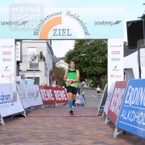 25.08.2024 - 20. Blankeneser Heldenlauf Strokosch-Dieckow http://msf.ph/oto/6815539 25.08.2024 09:36:16 Ziel 174, 210 meine-sportfotos.de