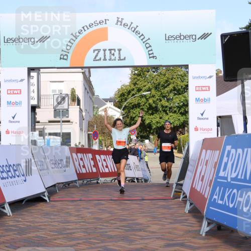 25.08.2024 - 20. Blankeneser Heldenlauf Strokosch-Dieckow http://msf.ph/oto/6815570 25.08.2024 09:36:24 Ziel 210, 214, 215 meine-sportfotos.de