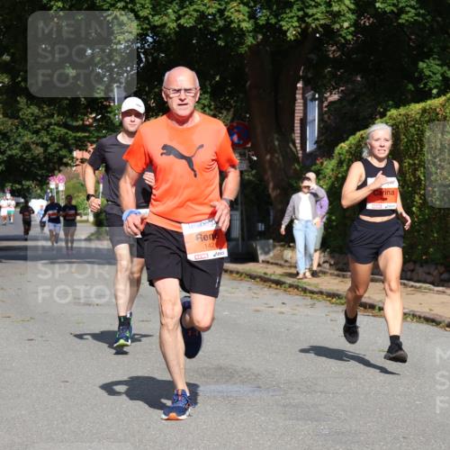 25.08.2024 - 20. Blankeneser Heldenlauf Strokosch-Dieckow http://msf.ph/oto/6815592 25.08.2024 09:42:36 Ziel 142, 191, 222 meine-sportfotos.de