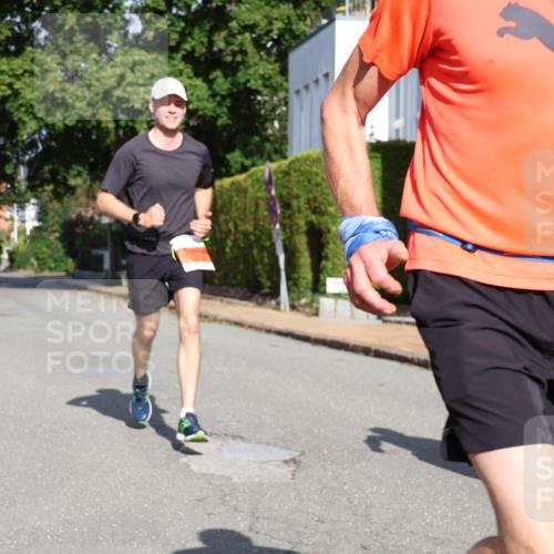 25.08.2024 - 20. Blankeneser Heldenlauf Strokosch-Dieckow http://msf.ph/oto/6815622 25.08.2024 09:42:38 Ziel 142, 191, 193, 222 meine-sportfotos.de
