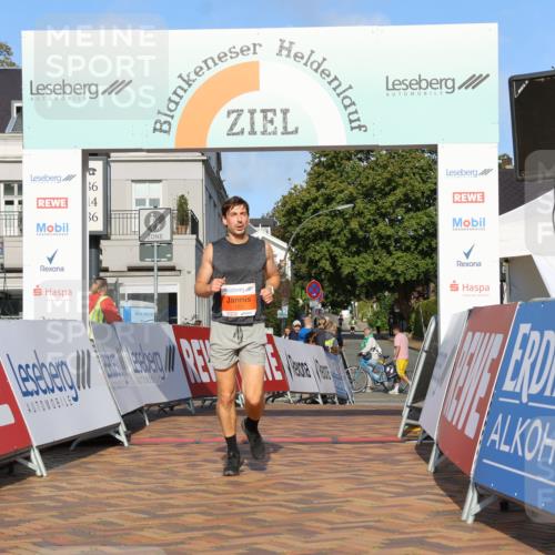 25.08.2024 - 20. Blankeneser Heldenlauf Strokosch-Dieckow http://msf.ph/oto/6815667 25.08.2024 09:36:37 Ziel 151 meine-sportfotos.de