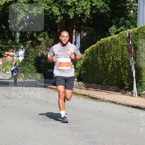25.08.2024 - 20. Blankeneser Heldenlauf Strokosch-Dieckow http://msf.ph/oto/6815787 25.08.2024 09:42:54 Ziel 170, 272, 281 meine-sportfotos.de