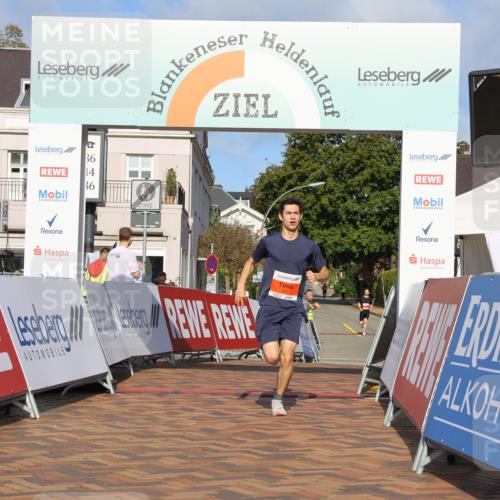 25.08.2024 - 20. Blankeneser Heldenlauf Strokosch-Dieckow http://msf.ph/oto/6815789 25.08.2024 09:37:11 Ziel 256 meine-sportfotos.de