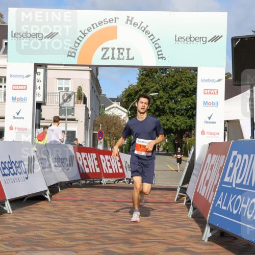 25.08.2024 - 20. Blankeneser Heldenlauf Strokosch-Dieckow http://msf.ph/oto/6815799 25.08.2024 09:37:12 Ziel 256 meine-sportfotos.de
