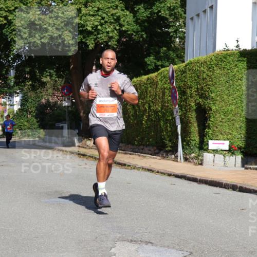 25.08.2024 - 20. Blankeneser Heldenlauf Strokosch-Dieckow http://msf.ph/oto/6815800 25.08.2024 09:42:55 Ziel 113, 170, 272, 281 meine-sportfotos.de