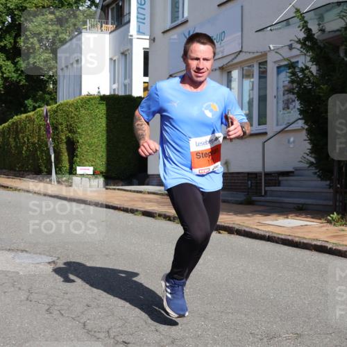 25.08.2024 - 20. Blankeneser Heldenlauf Strokosch-Dieckow http://msf.ph/oto/6815893 25.08.2024 09:43:06 Ziel 113, 170, 274, 275 meine-sportfotos.de