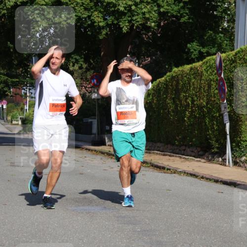 25.08.2024 - 20. Blankeneser Heldenlauf Strokosch-Dieckow http://msf.ph/oto/6815906 25.08.2024 09:43:08 Ziel 113, 170, 274, 275 meine-sportfotos.de