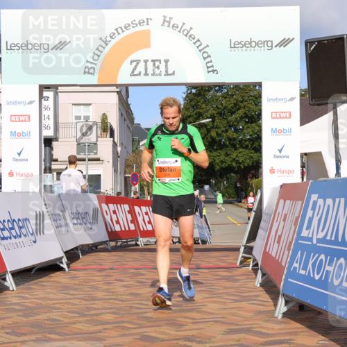 25.08.2024 - 20. Blankeneser Heldenlauf Strokosch-Dieckow http://msf.ph/oto/6816044 25.08.2024 09:38:15 Ziel 209, 242 meine-sportfotos.de